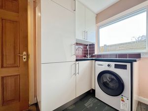 Utility room- click for photo gallery